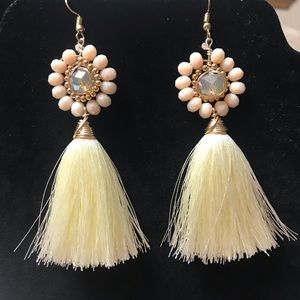 Earrings - Aretes de 1 borla